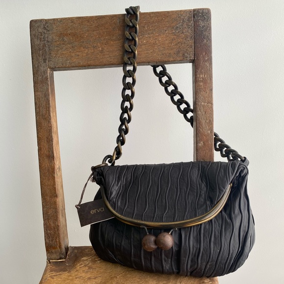 ⭐️HOST PICK⭐️ Erva Designs shoulder handbag